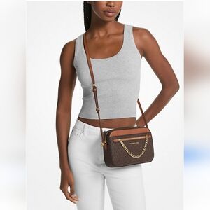 MICHAEL KORS Jet Set Crossbody Designer Handbag Purse Vacation Travel Luxury‎